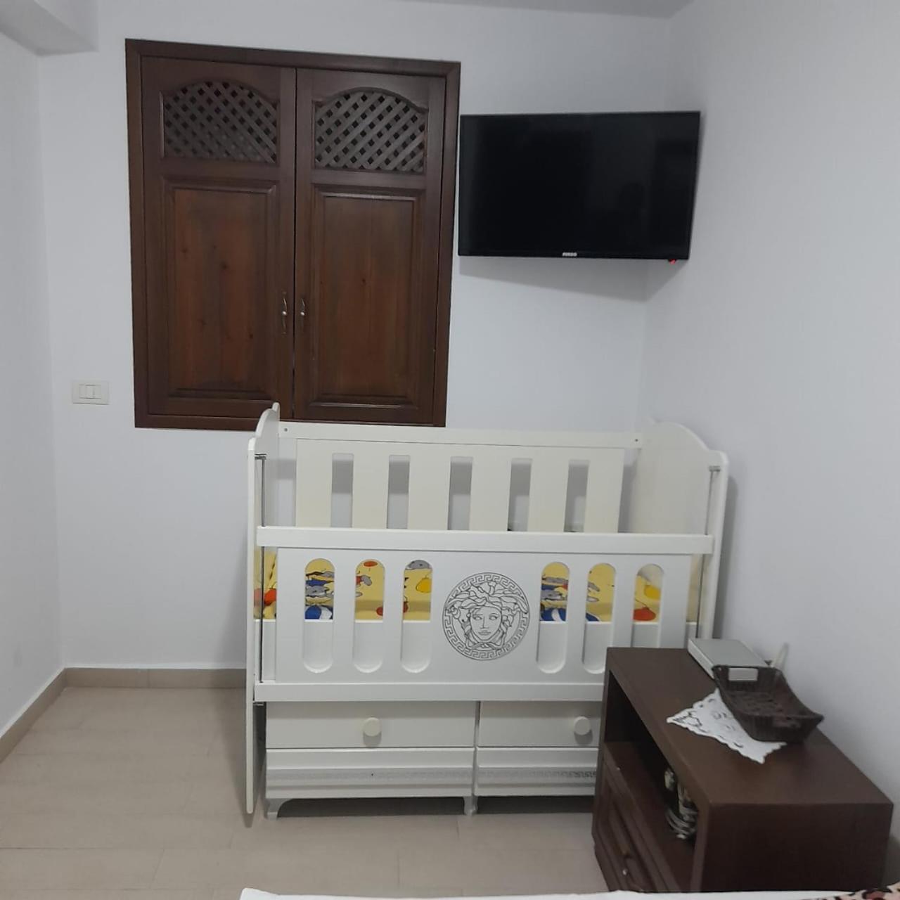 בראט Apartment Altin In Old Town מראה חיצוני תמונה